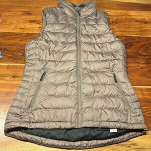 L.L. Bean down filled light weight vest